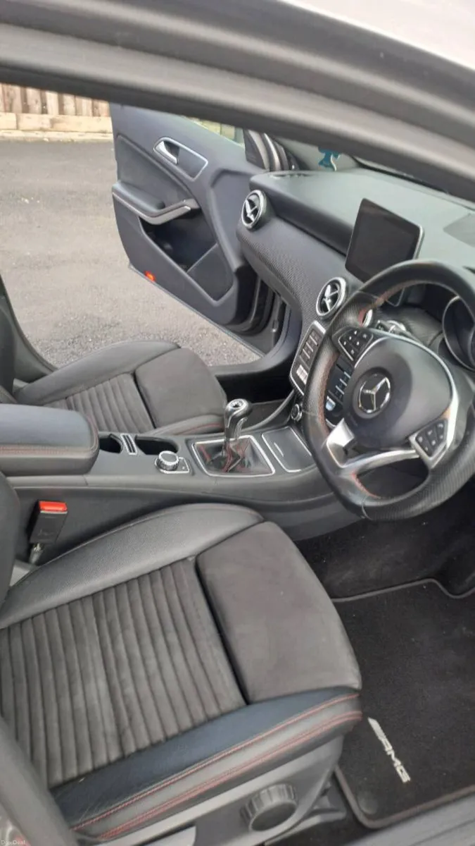 2017 A180d mercedes AMG LINE - Image 4