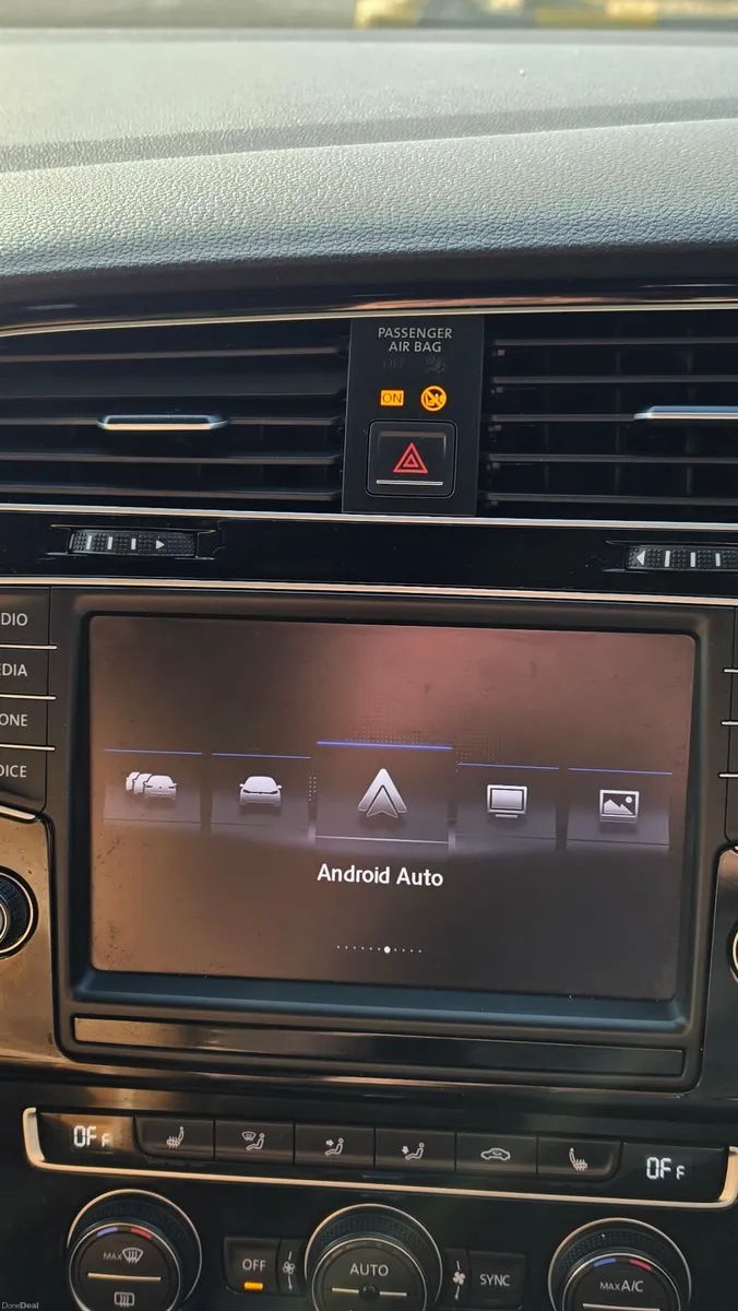 Volkswagen Golf 2016 - Image 2