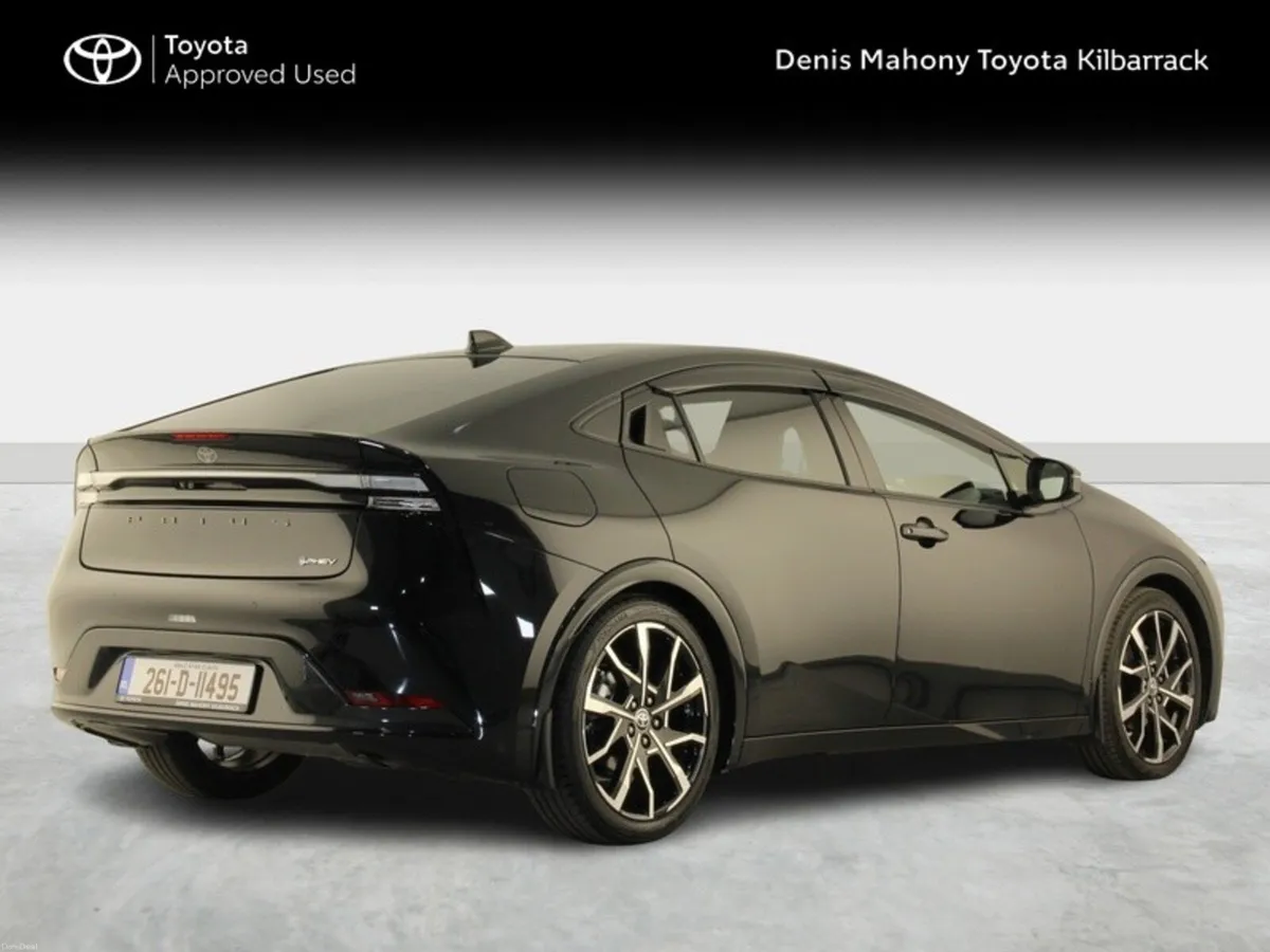 Toyota Prius PHEV - Image 2