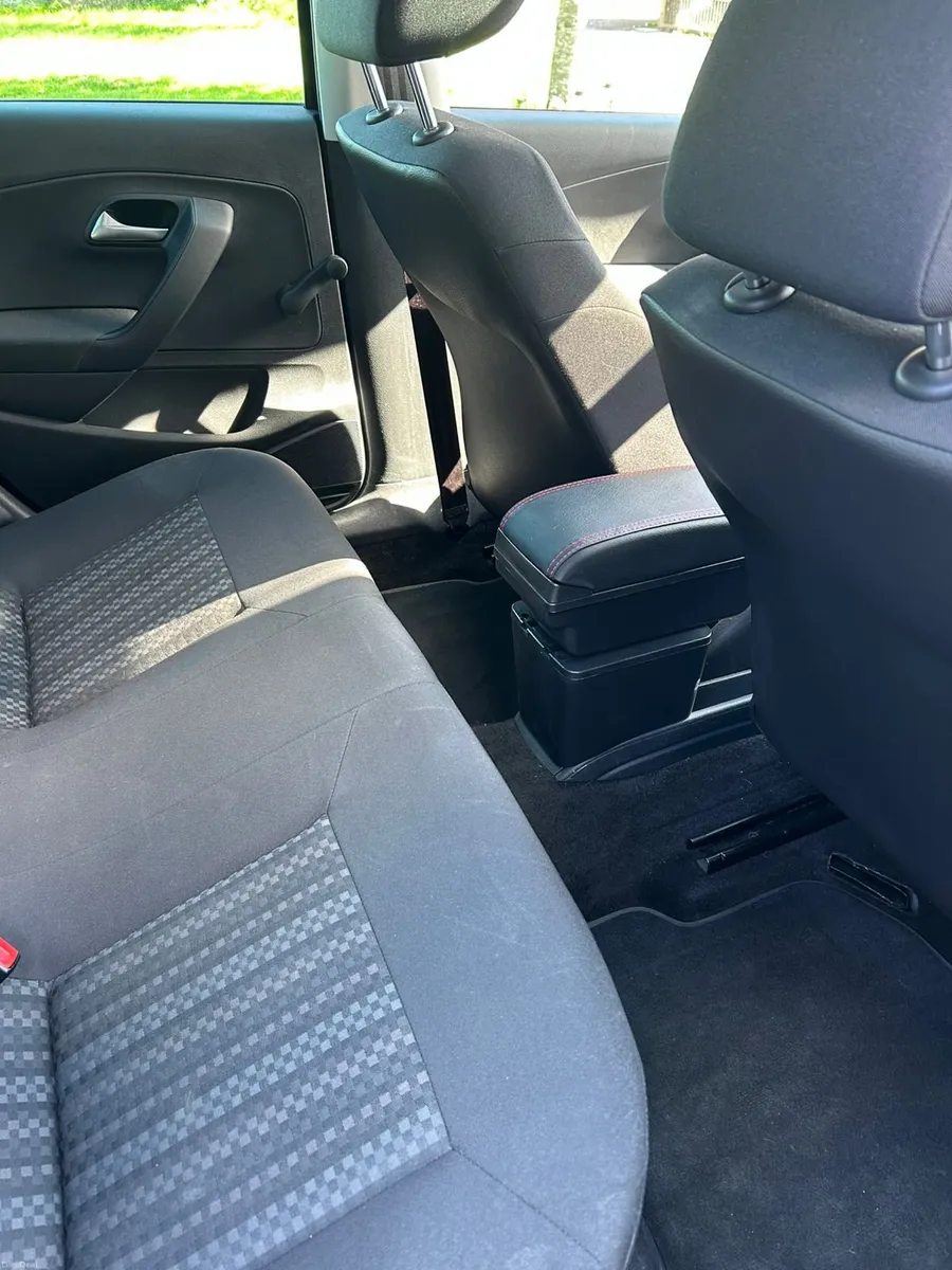 Volkswagen Polo - Image 4