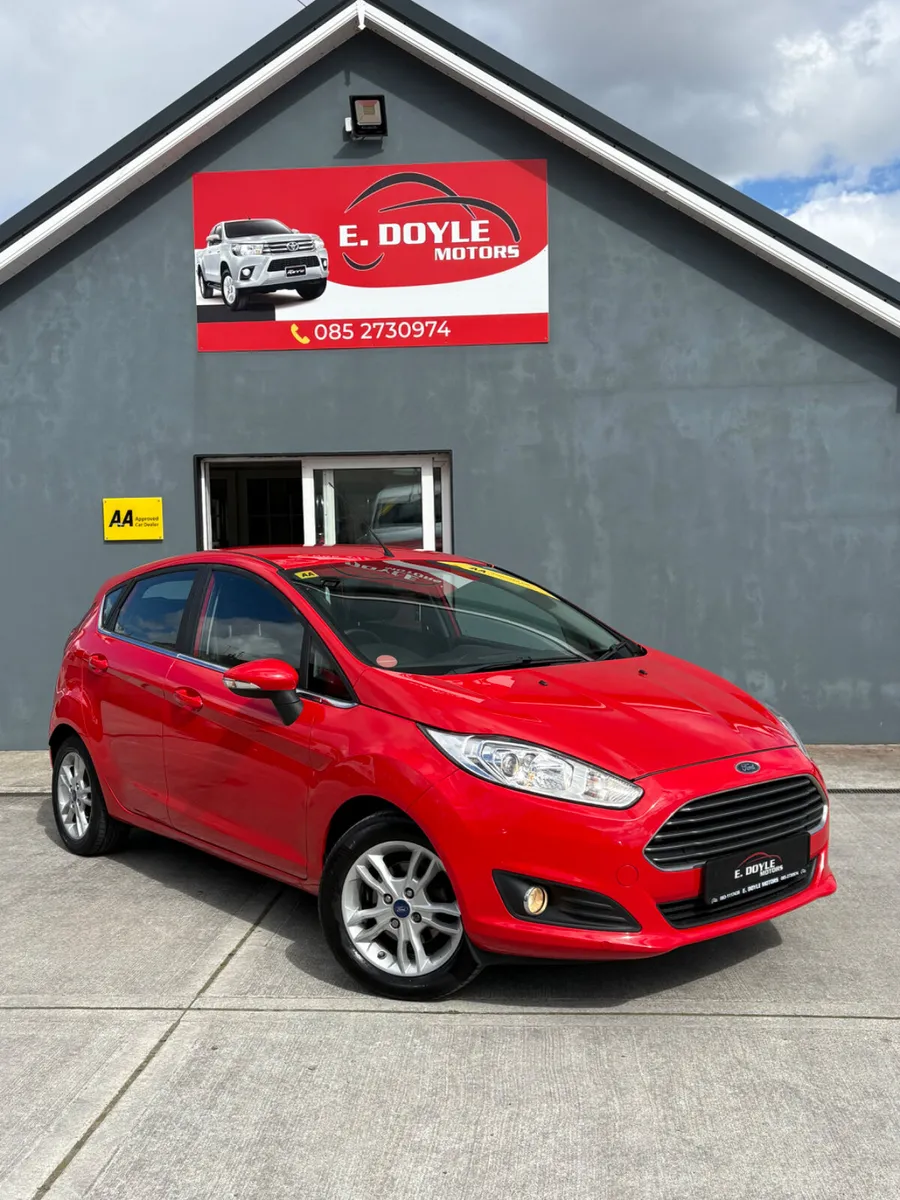 2015 Ford Fiesta ZETEC 1.25 - Image 1
