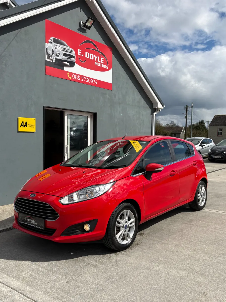 2015 Ford Fiesta ZETEC 1.25 - Image 3