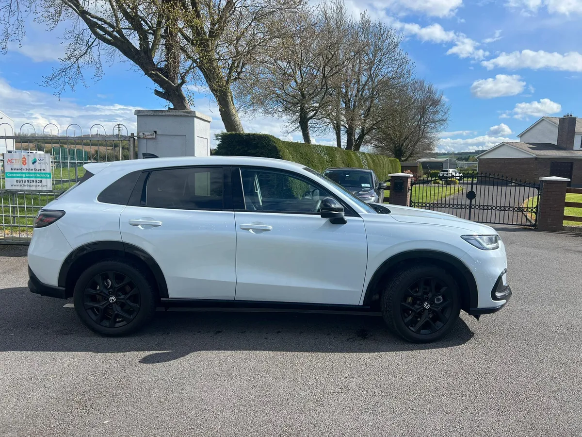 Honda ZR-V Sport e:HEV  2025 - Image 3