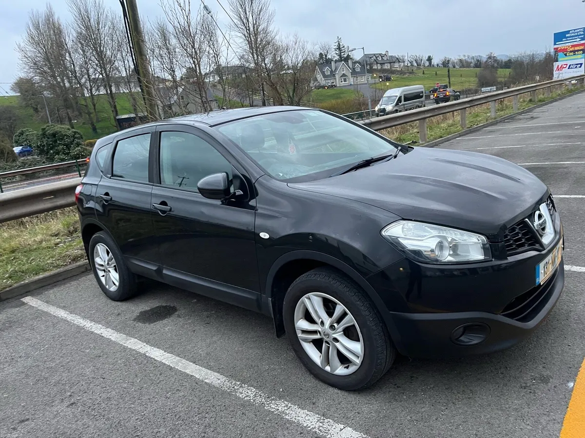 2013 Nissan Qashqai with fail sheet - Image 1