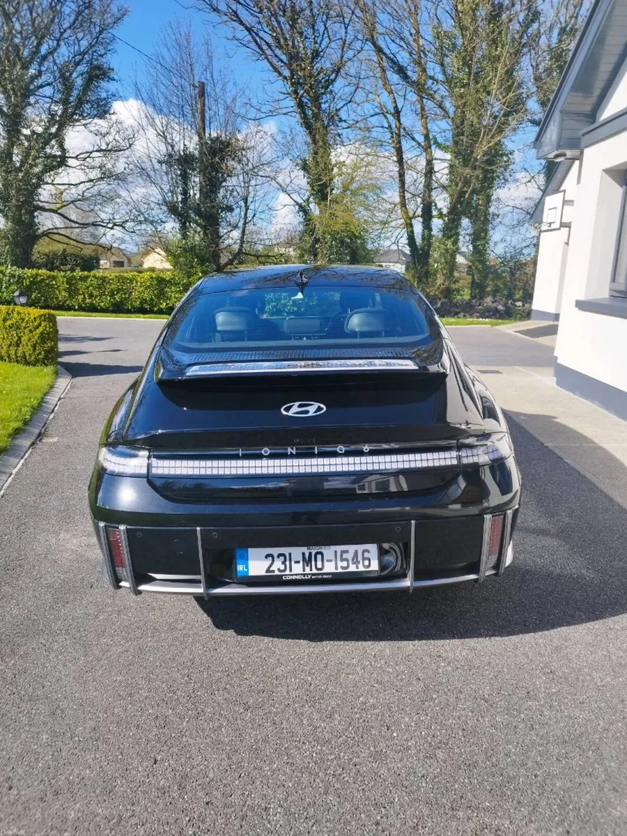 Hyundai Ioniq 6 Signature 77Kw - Image 3