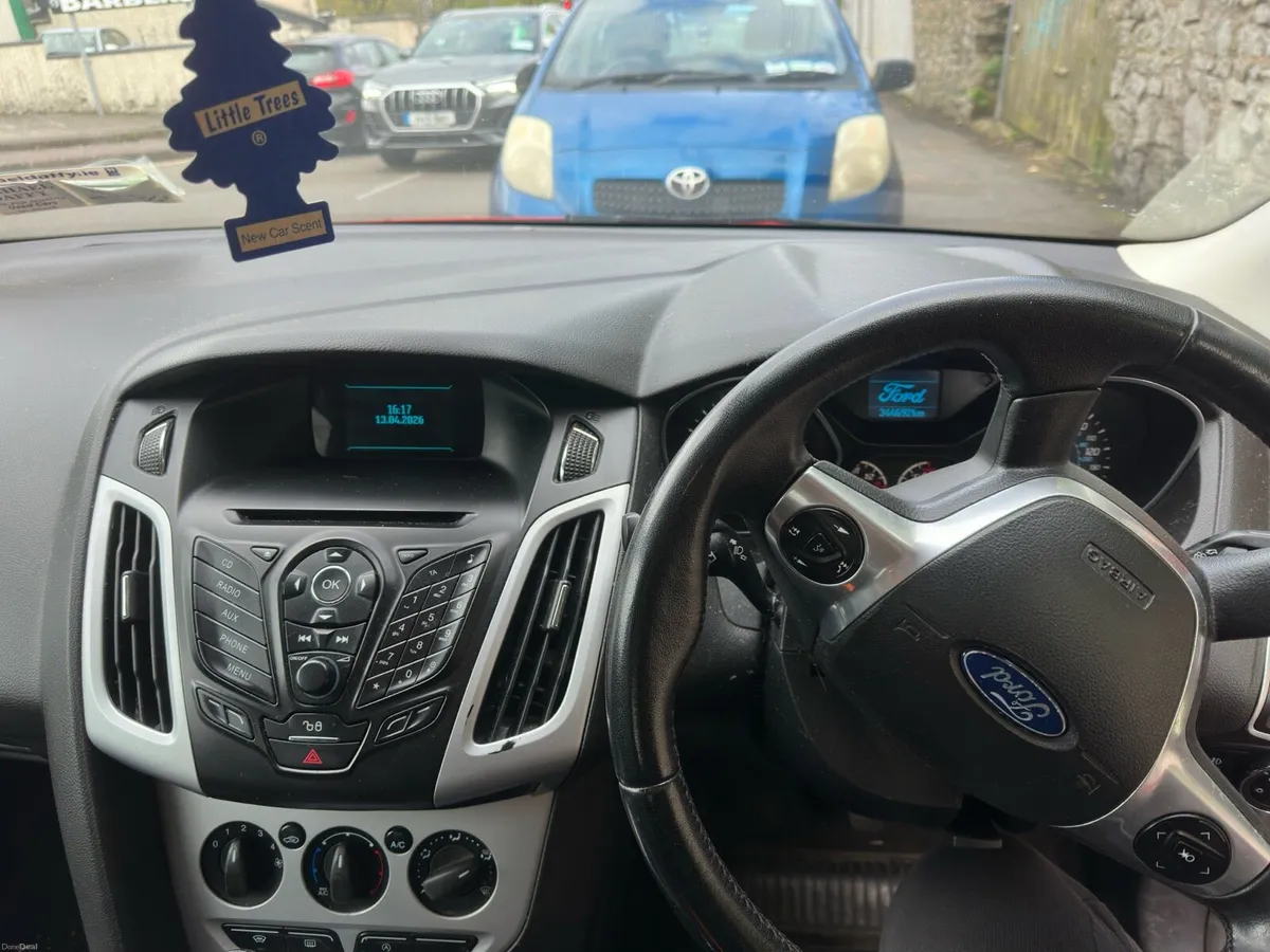 Ford Focus Zetec 1.6 Duratorq TCDi Euro 5 - Image 4