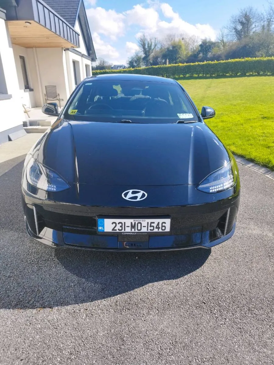 Hyundai Ioniq 6 Signature 77Kw - Image 2