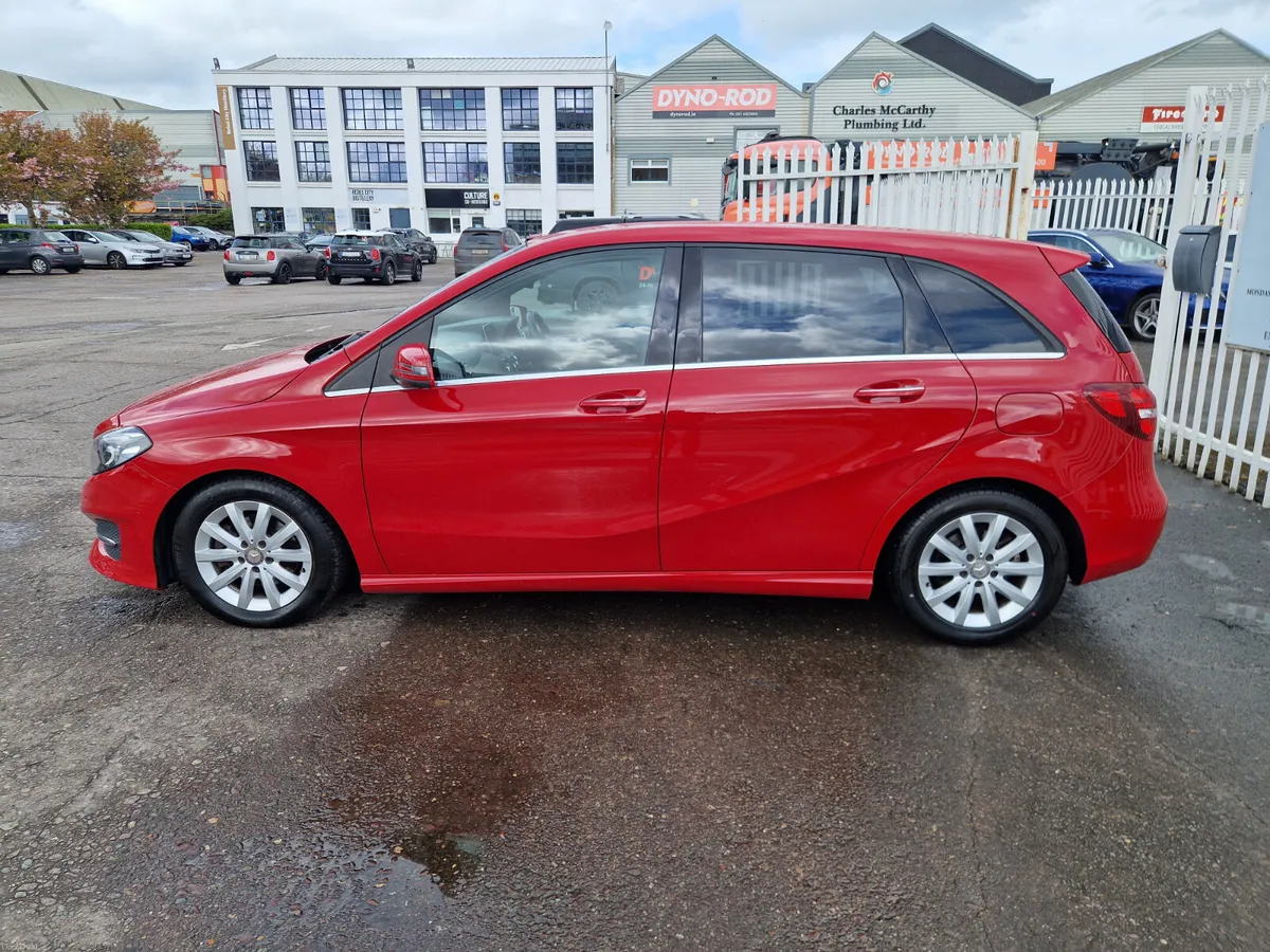 Mercedes B-Class B180 Auto ( Only 26K ) - Image 4