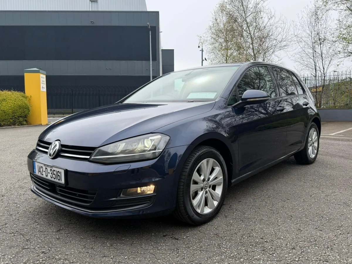 Volkswagen Golf 1.2 TSI DSG Trendline - Image 4
