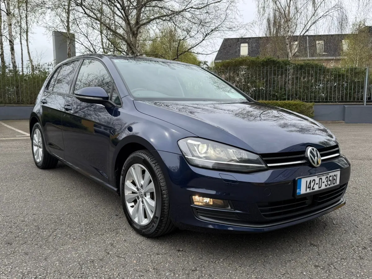 Volkswagen Golf 1.2 TSI DSG Trendline - Image 1
