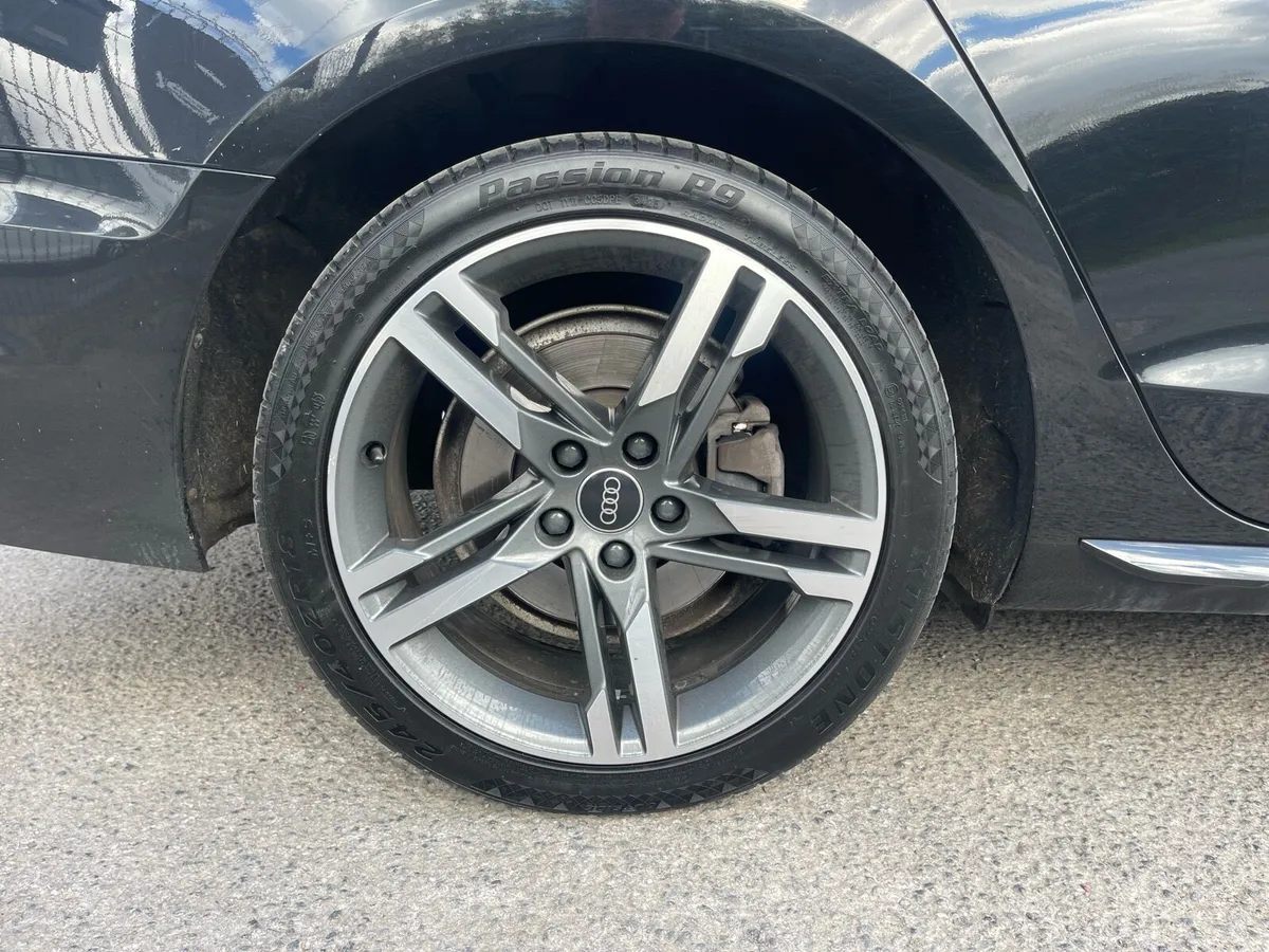 Audi A4 SE 35Tdi Auto - Image 3