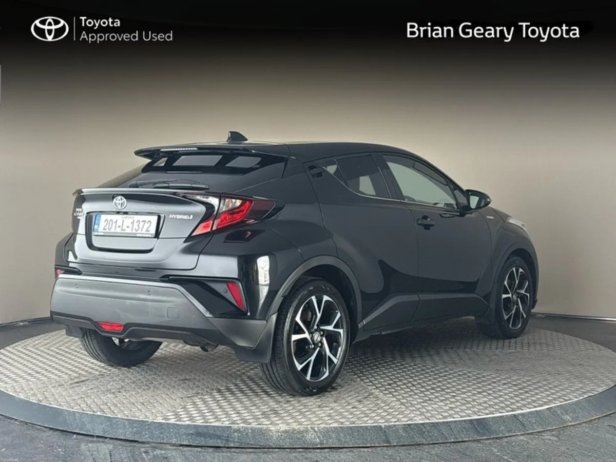 Toyota C-HR C-HR 1.8 HYBRID SPORT - Image 2