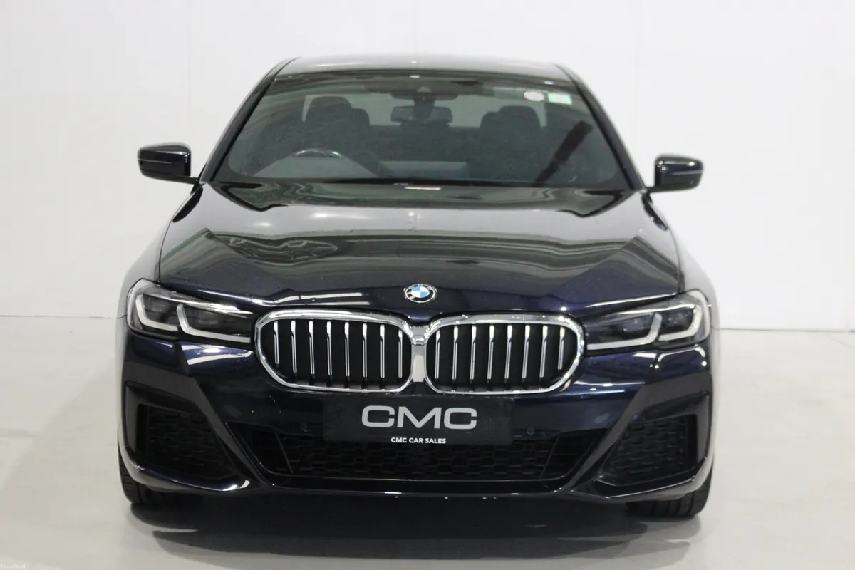 BMW 5-Series 530e 2021 MSPORT - Image 2