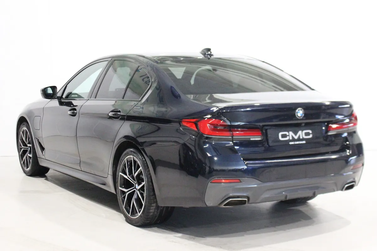 BMW 5-Series 530e 2021 MSPORT choice of 5 - Image 6