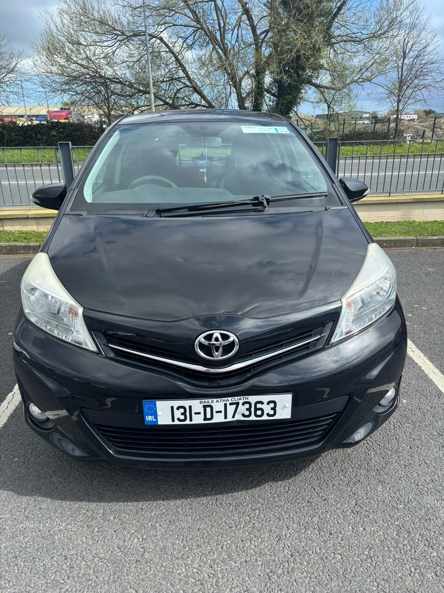 Toyota Yaris Sport - Image 1