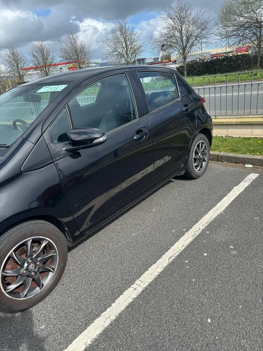 Toyota Yaris Sport - Image 3