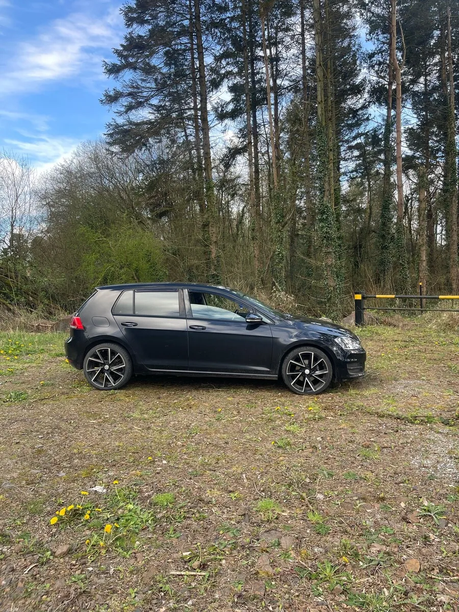 Volkswagen Golf - Image 2