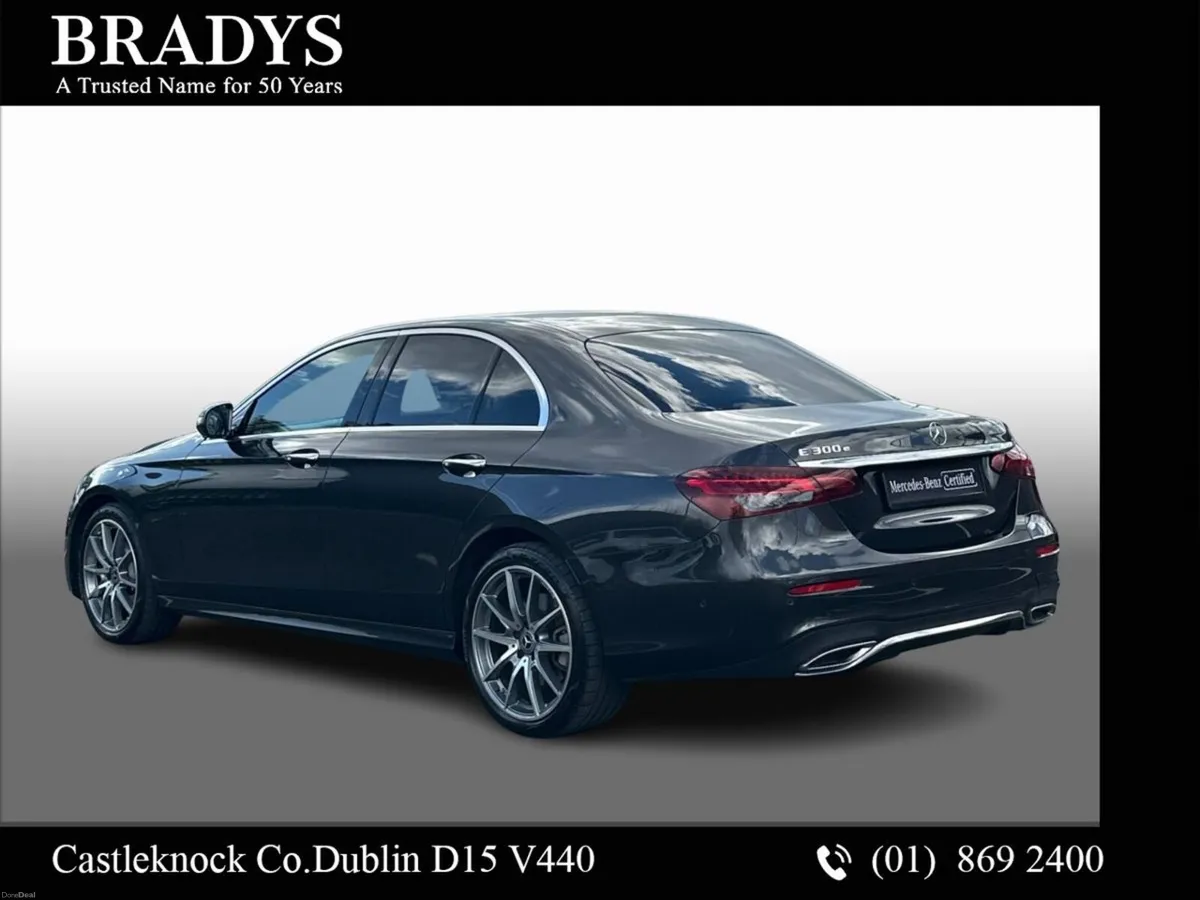 Mercedes-Benz E-Class E 300 e PHEV AMG Line - Image 4
