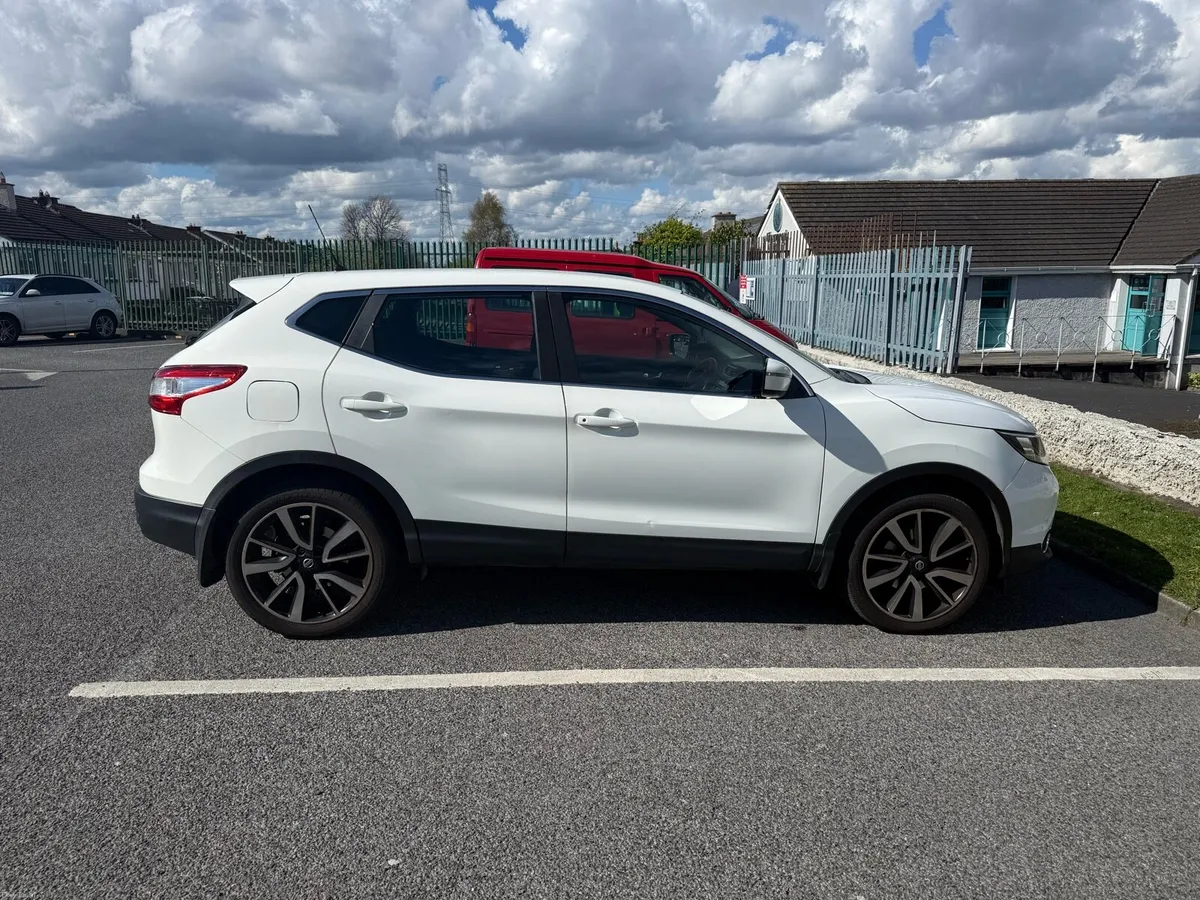 Nissan Qashqai 2015 - Image 3