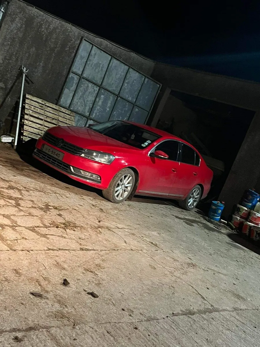 2011 Volkswagen Passat 1.6l TDI - Image 1
