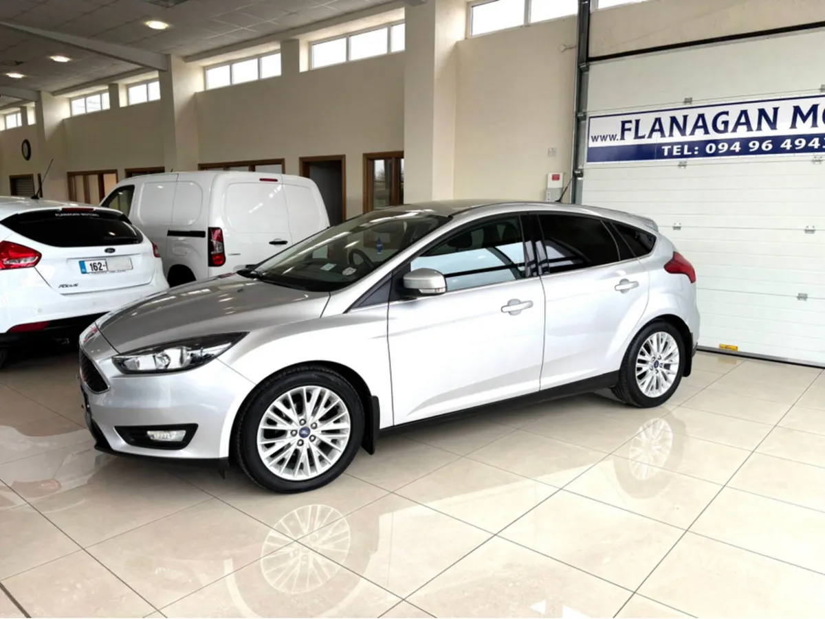 Ford Focus ZETEC 5DR 1.5 TD 95PS 6SPEED 5DR - Image 2