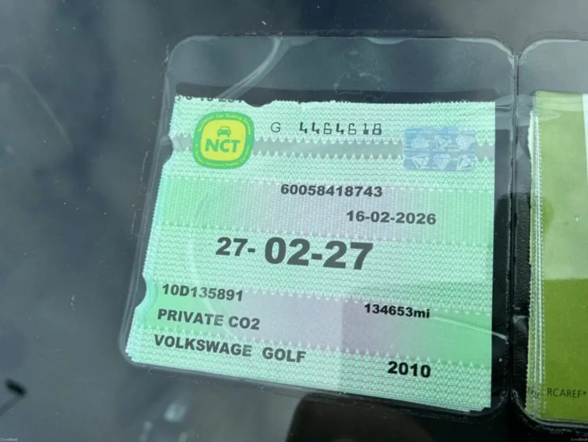 Volkswagen Golf 2010 - Image 6