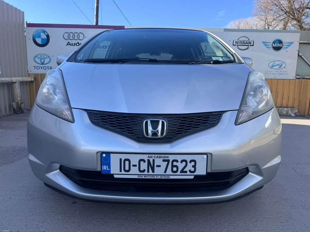2010 Honda Fit 1.3 Auto Low Miles Warranty - Image 4