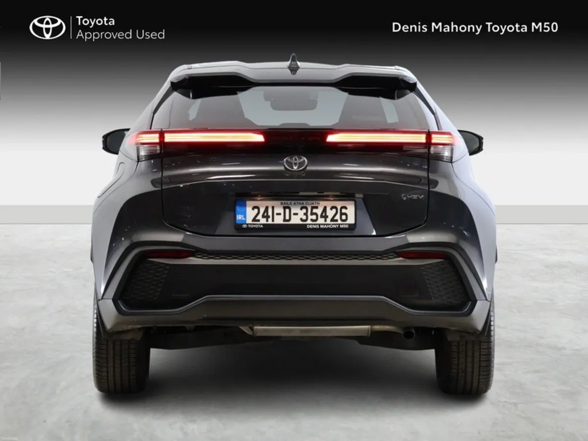 Toyota C-HR Sport Hybrid - Image 4