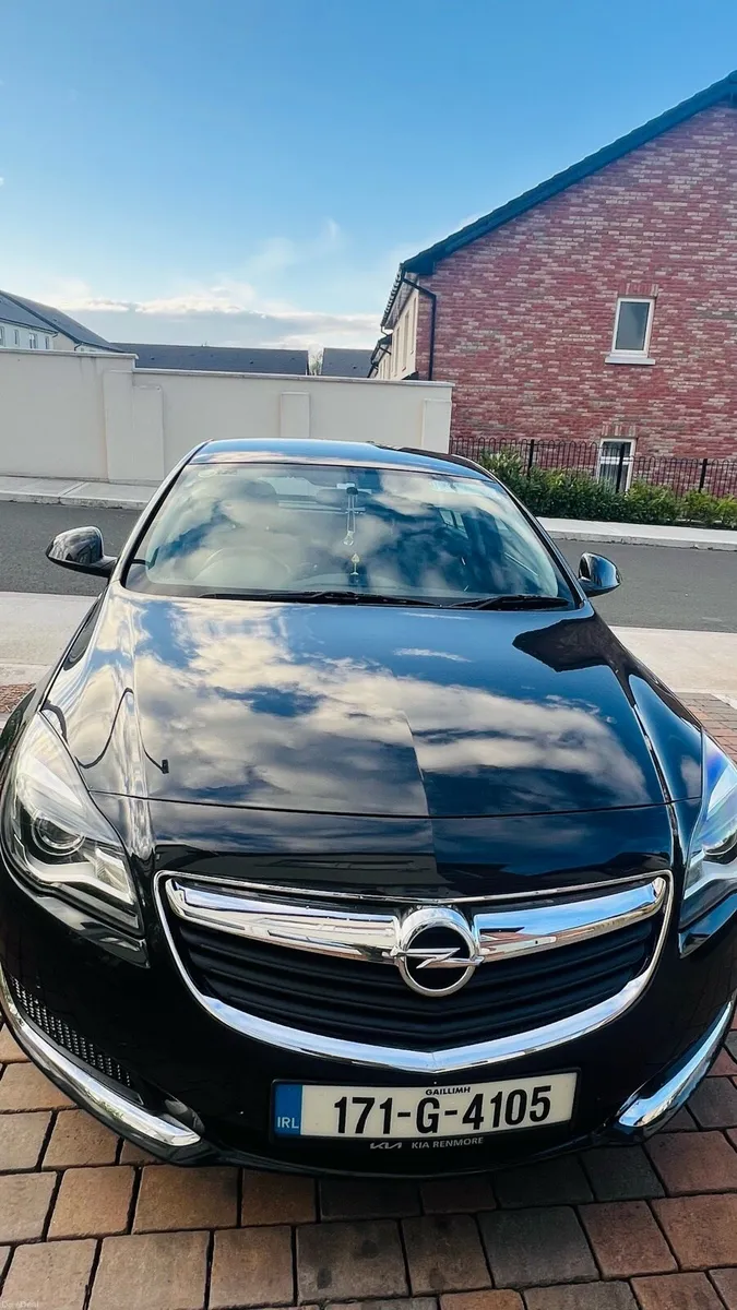 Opel Insignia 1.6 Diesel - Image 1
