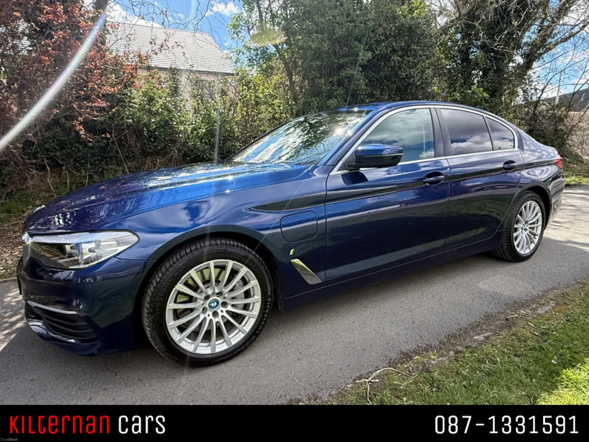 BMW 5-Series 530E G30 LUXURY 4DR AUTO - Image 4