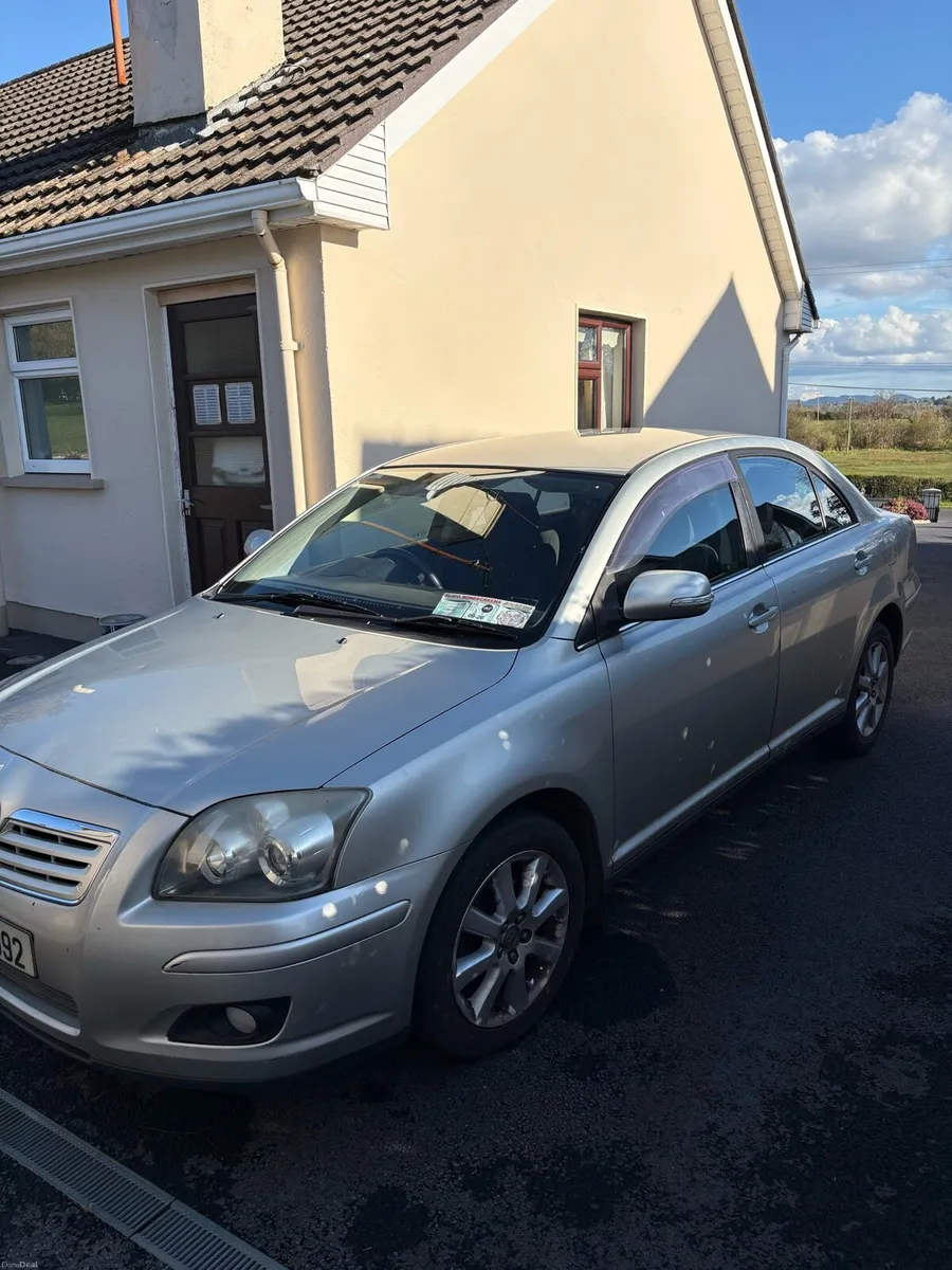 Toyota Avensis - Image 2