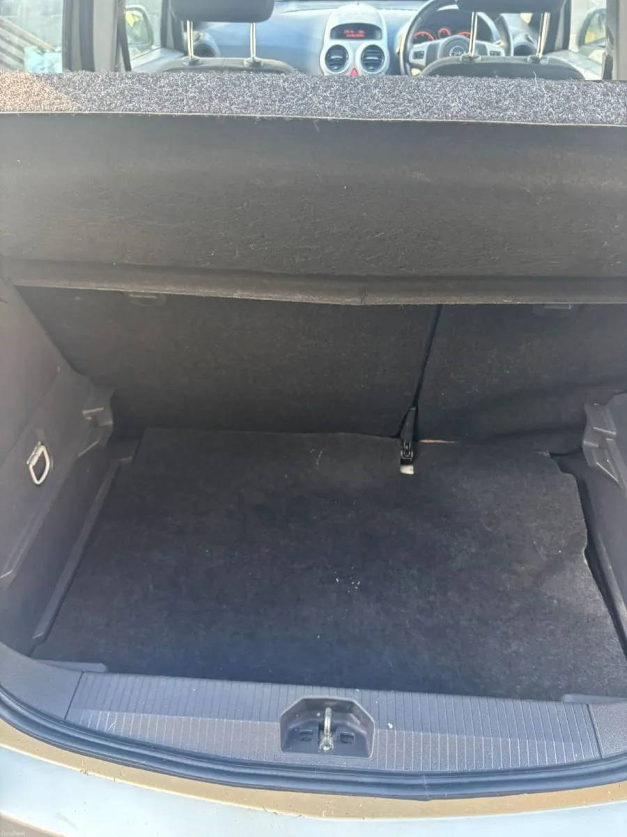 Opel Corsa 2008 - Image 1