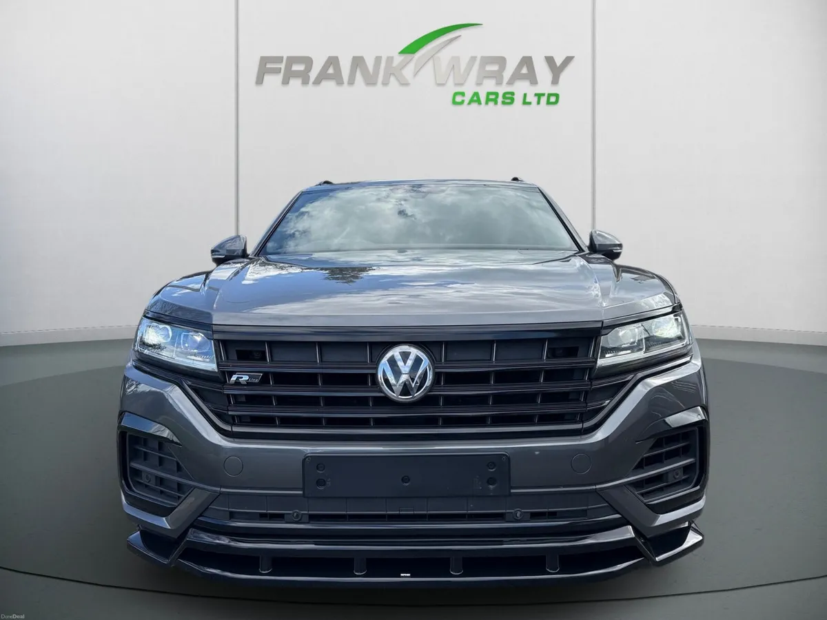 2019 VOLKSWAGEN TOUAREG 3.0 TDI R-LINE*BLACK PACK* - Image 2
