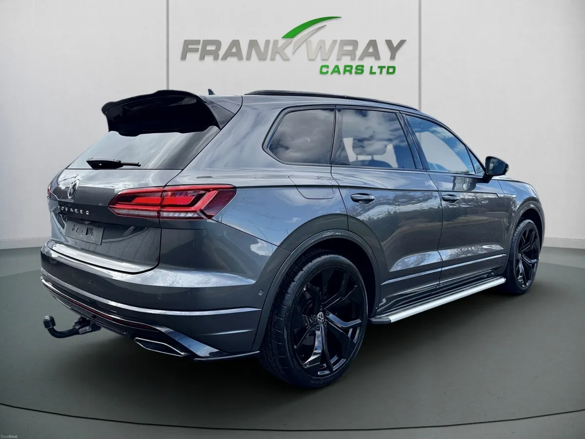 2019 VOLKSWAGEN TOUAREG 3.0 TDI R-LINE*BLACK PACK* - Image 5