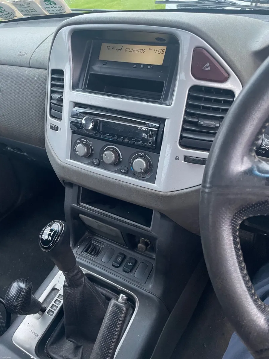 Mitsubishi Pajero 2006 - Image 3