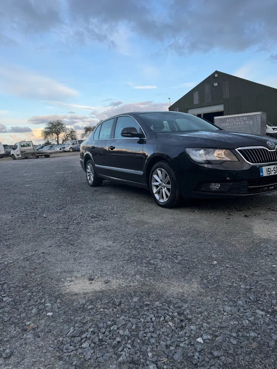 2015 Skoda. Superb 2.0 diesel - Image 1