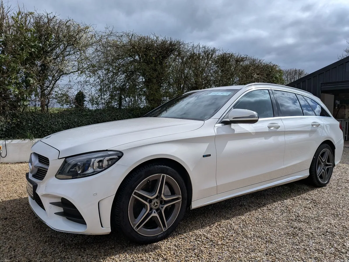 Mercedes-Benz C-Class 2020 - Image 3