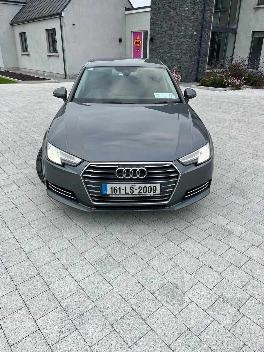 Audi A4 - Image 1