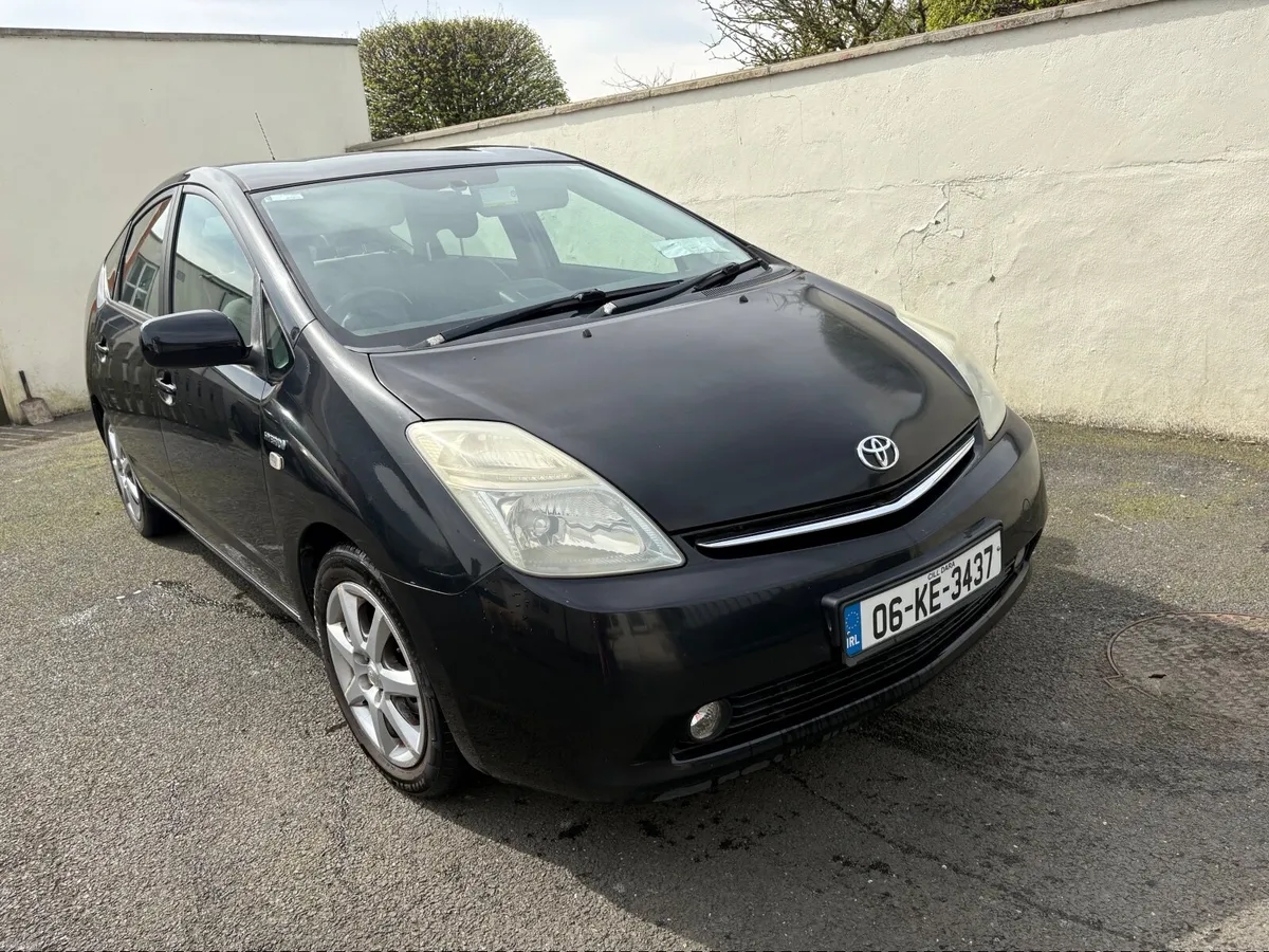 Toyota Prius 2006 - Image 1