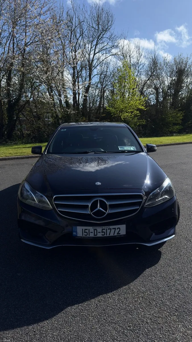 Mercedes Benz E220 Bluetec AMG line 94.5k miles - Image 2