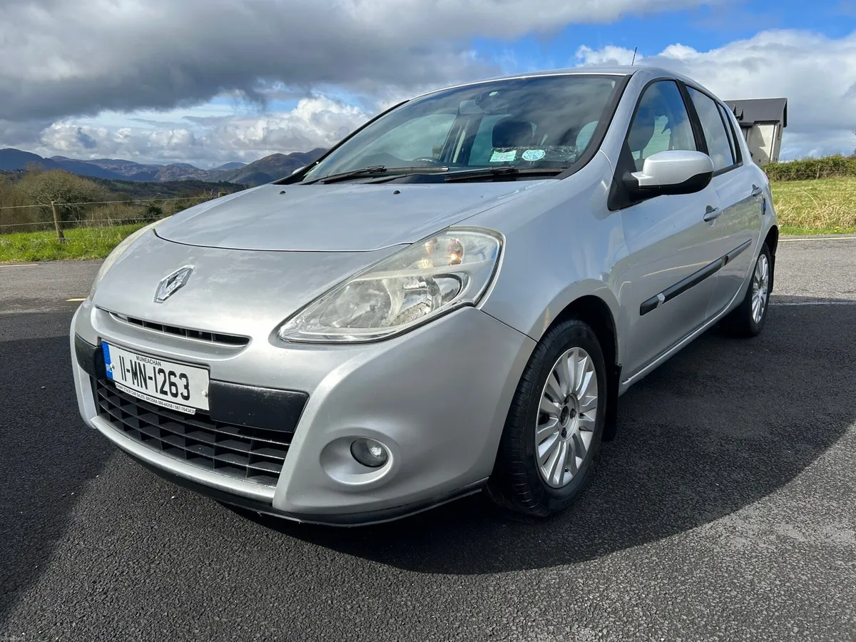 2011 Renault Clio.. New NCT & New Service - Image 2