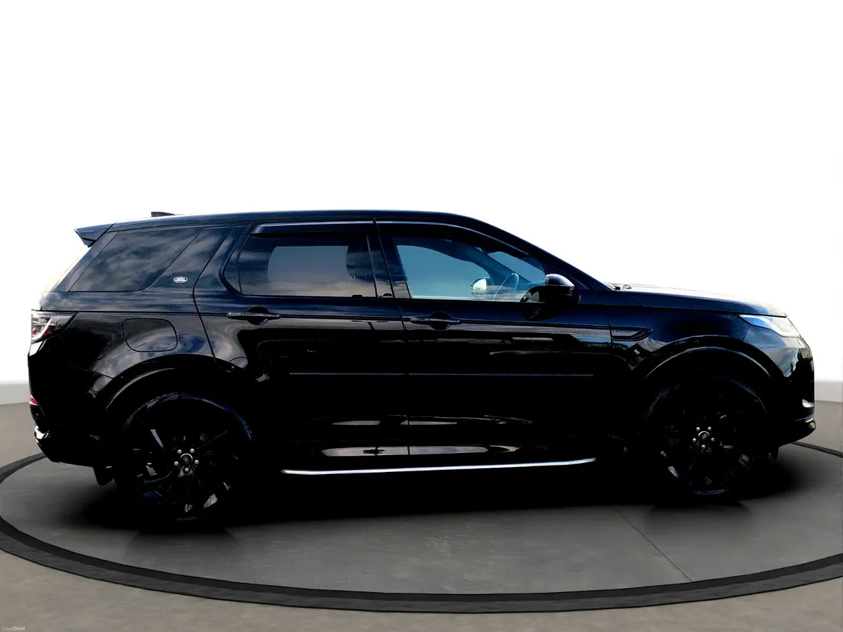 Land Rover Discovery Sport RDynamic Phev - Image 2