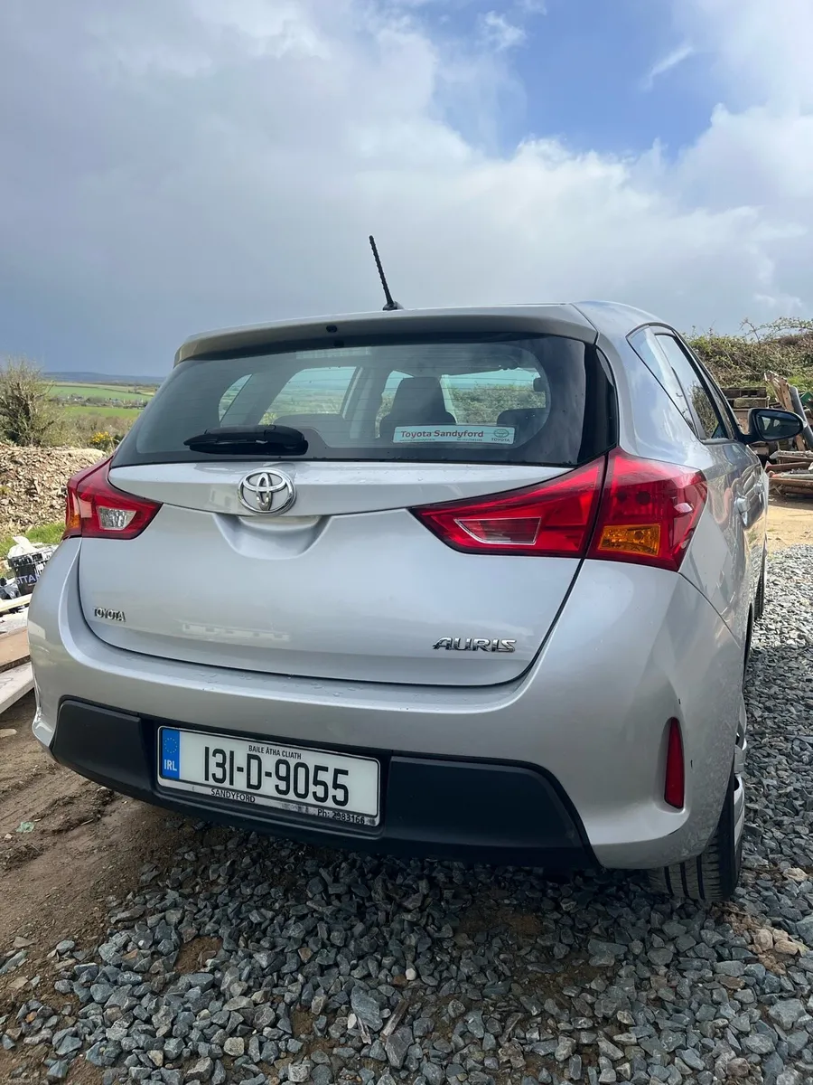 131 Toyota Auris *Low Kms - Spotless* - Image 2
