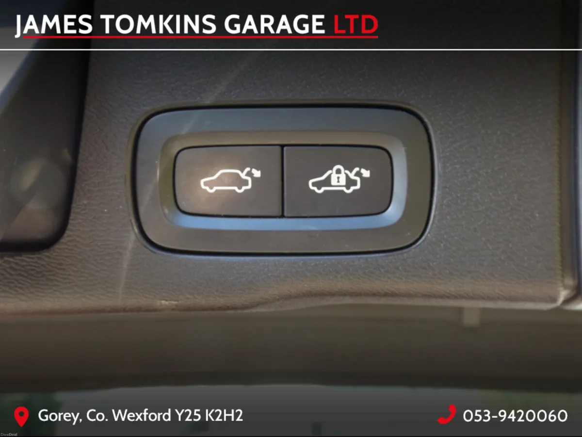 Volvo XC60 B4 PLUS BRIGHT 5DR AUTO - Image 6
