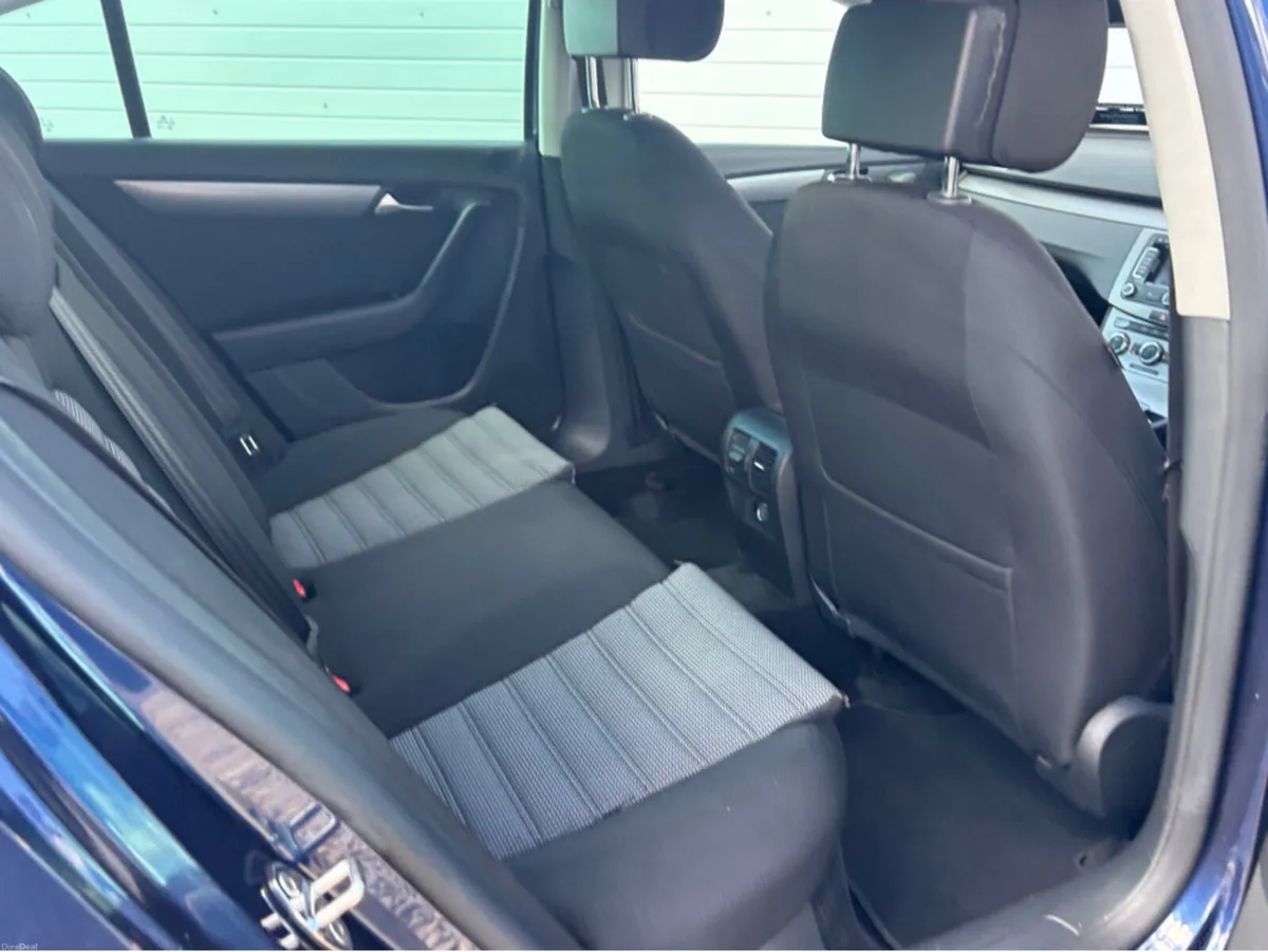 Volkswagen Passat 2.0 TDI SPORT BLUE MOTION BLUEMO - Image 4