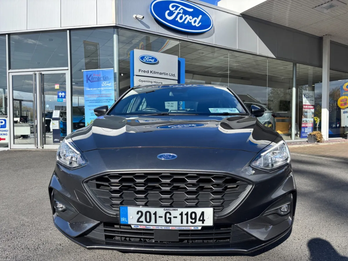 Ford Focus ST-LINE 5DR 1.5 TD 120 S6.2 M6 4DR - Image 2