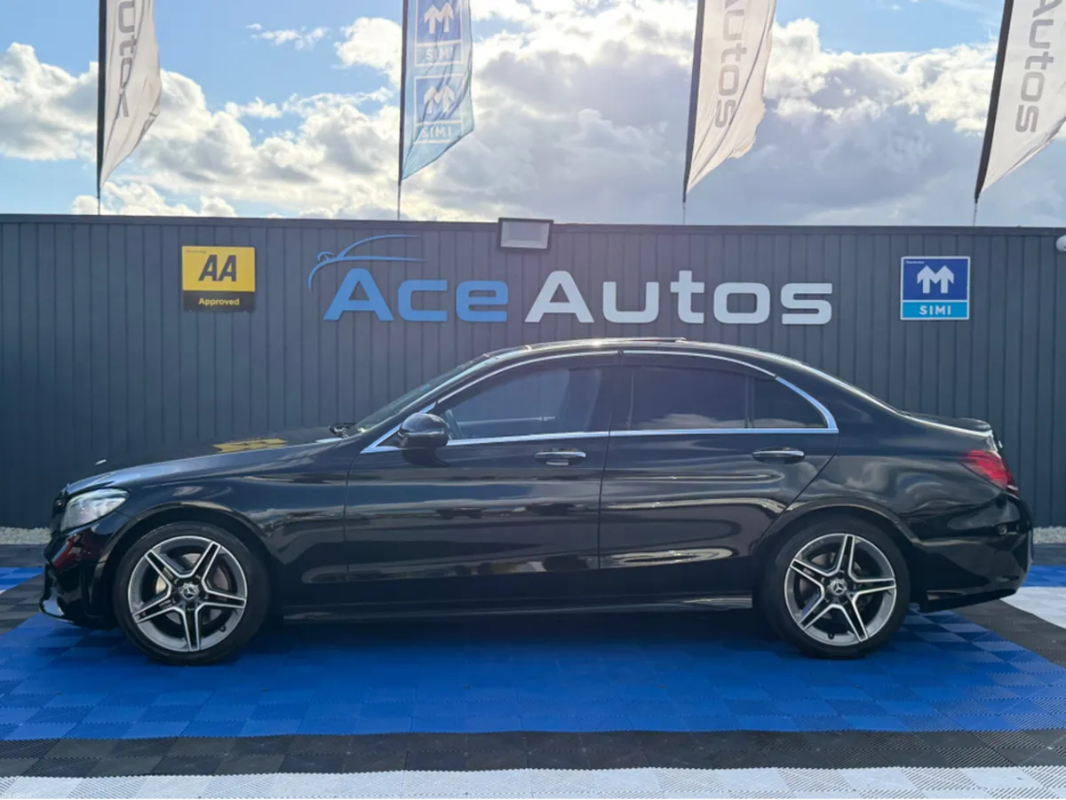 Mercedes-Benz C-Class AMG AVANTGARDE **SUNROOF** - - Image 4