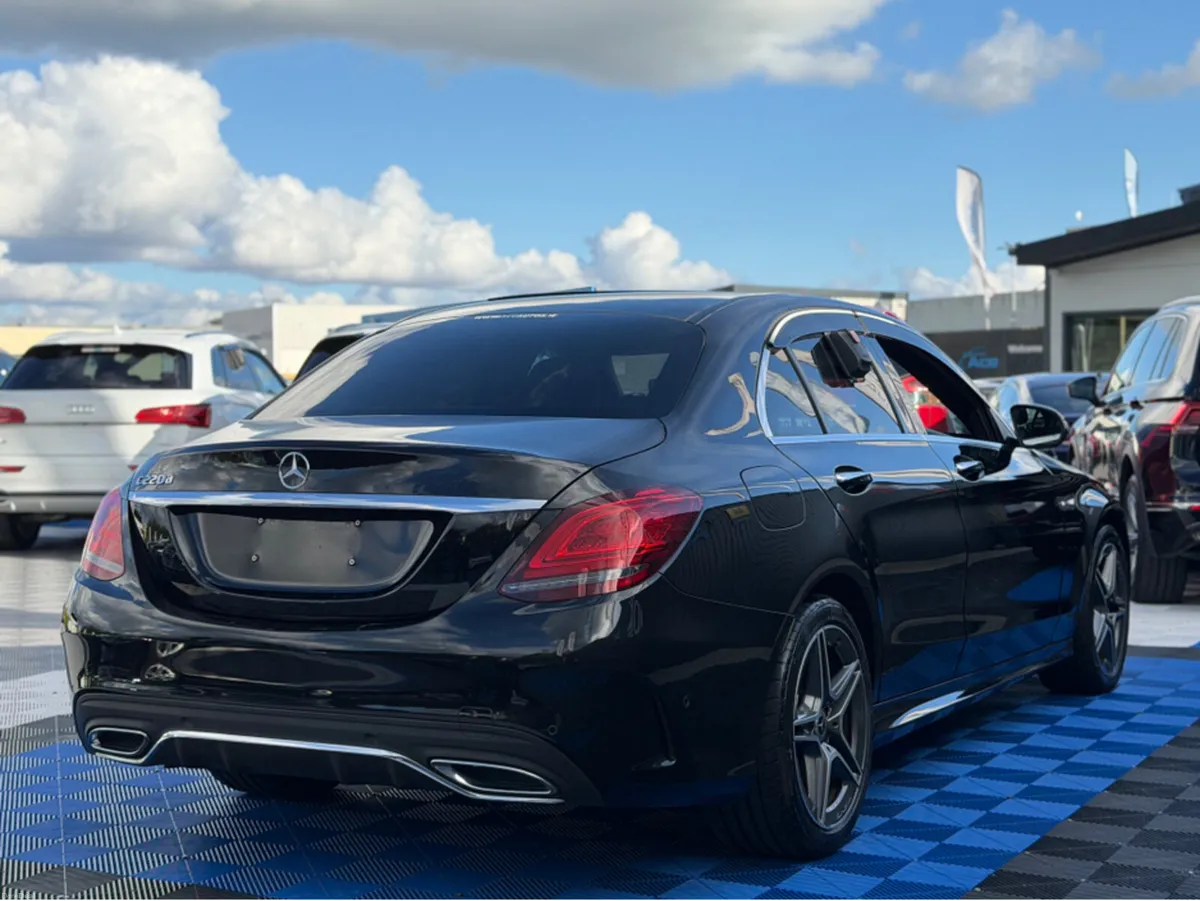 Mercedes-Benz C-Class AMG AVANTGARDE **SUNROOF** - - Image 2