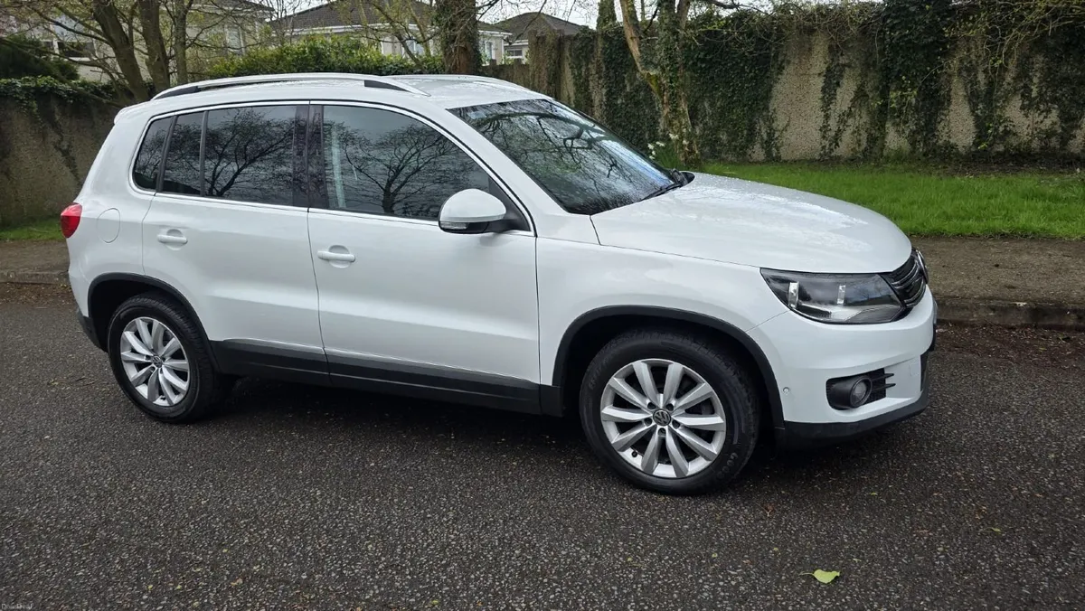 Volkswagen Tiguan 2015 - Image 1