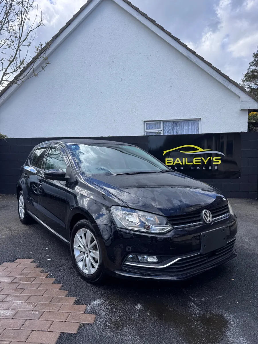 Volkswagen polo 1.2 tsi auto - Image 1